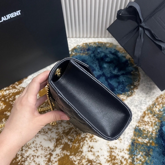 <AUTHENTIC>Yves Saint Laurent bag - Picture 3 of 9